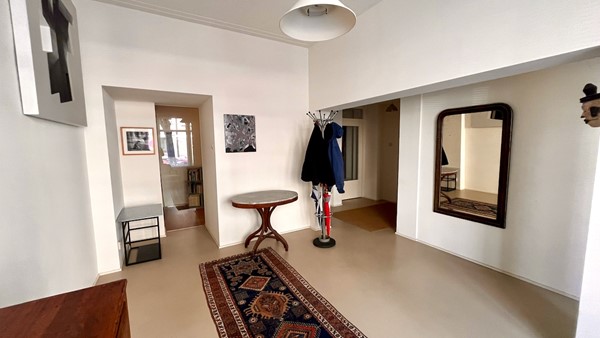 Medium property photo - Lange Beestenmarkt, 2512 ED The Hague